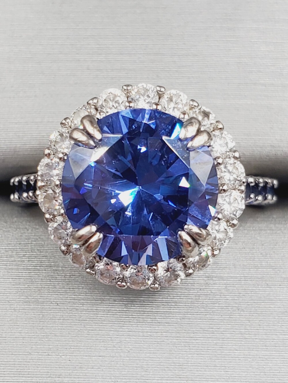 Round Tanzanite & Sapphire Double Prong Halo Ring - 925 Sterling Silver